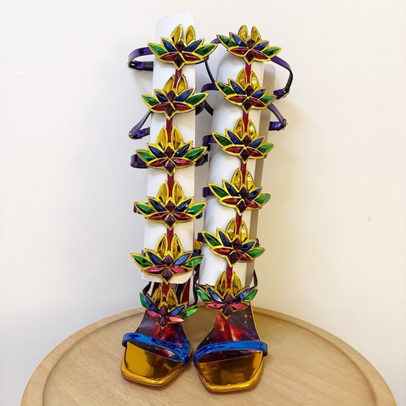 New Christian Louboutin x Marvel Sea Warrior Leather Heels - Picture 6 of 13